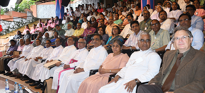 Dignitaries seated during the Inaugural dance and prayer song
